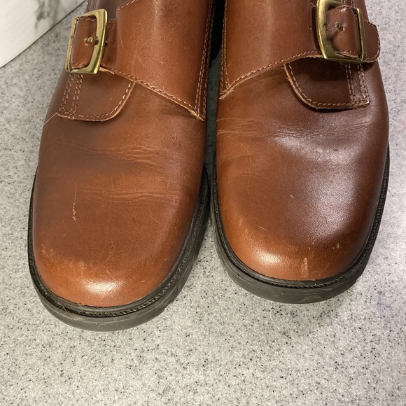 Stonefly‎ buckle dress she’s 1.5” stacked heel. 9.5m by Bass. Brown leather B15 - Picture 3 of 5